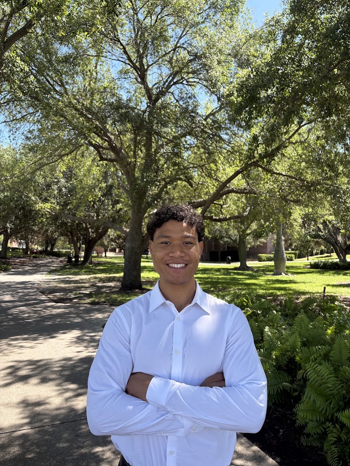 Sebastian Chen outdoors on campus